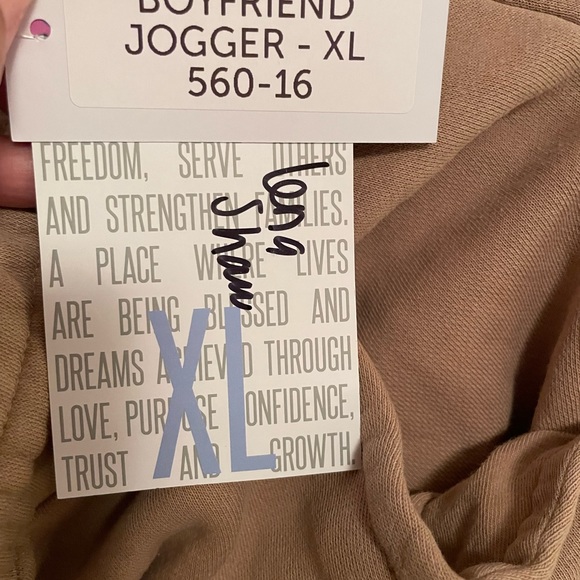 Lularoe Boyfriend Jogger - Picture 2 of 2